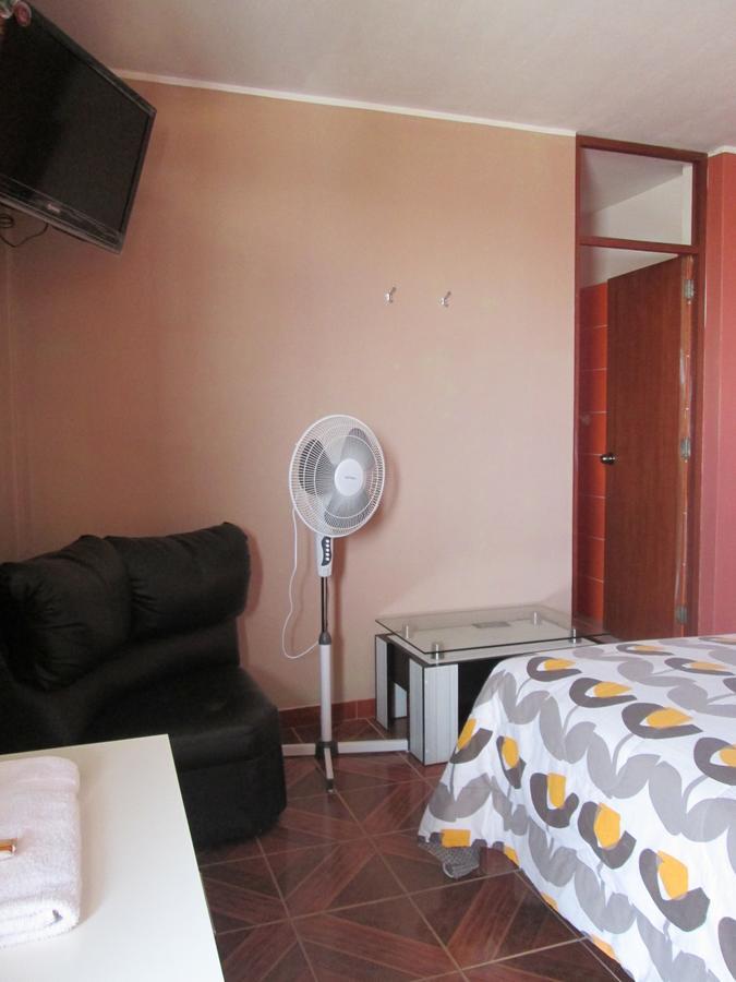 Hostal Caprichos Хуачо Екстериор снимка