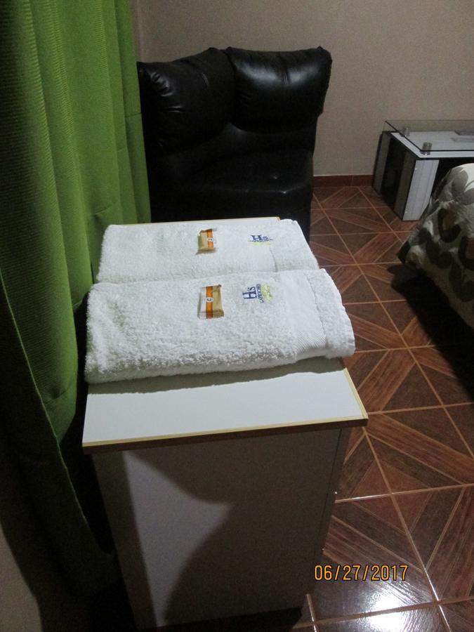 Hostal Caprichos Хуачо Екстериор снимка