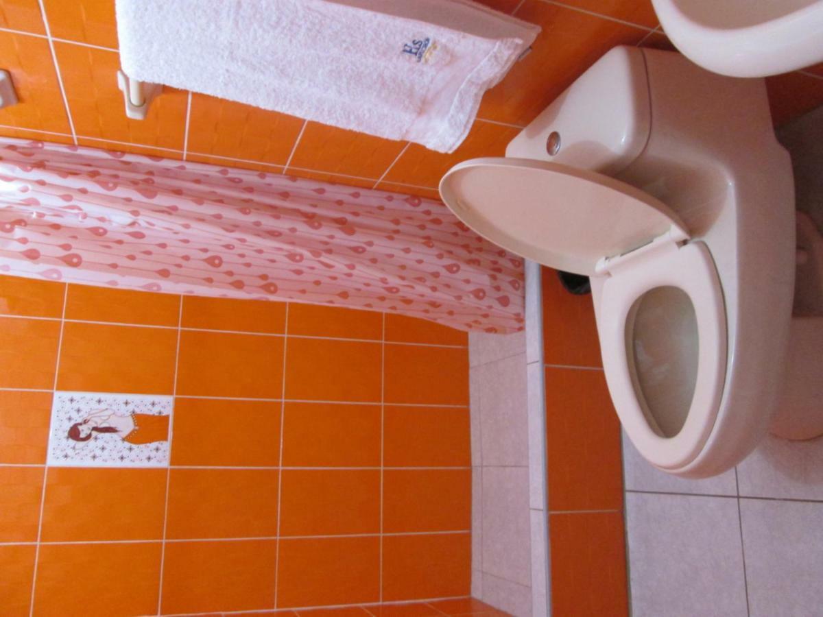 Hostal Caprichos Хуачо Екстериор снимка